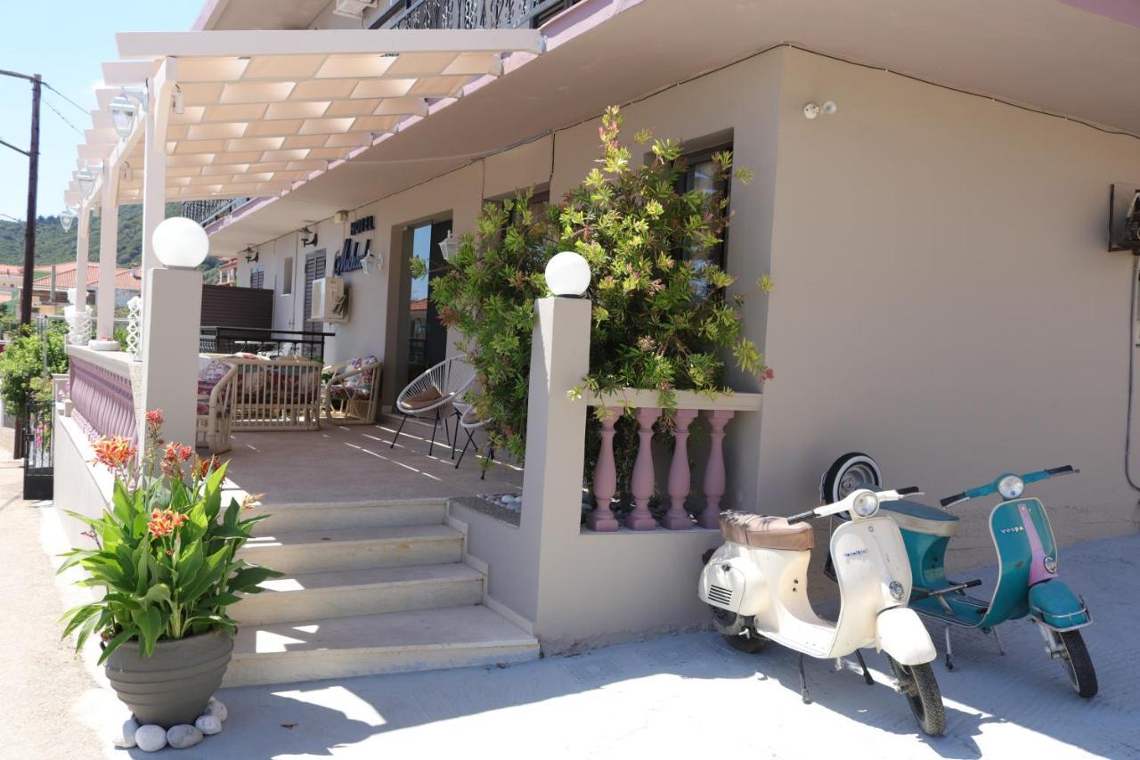 Michaela Hotel Poros  ภายนอก รูปภาพ