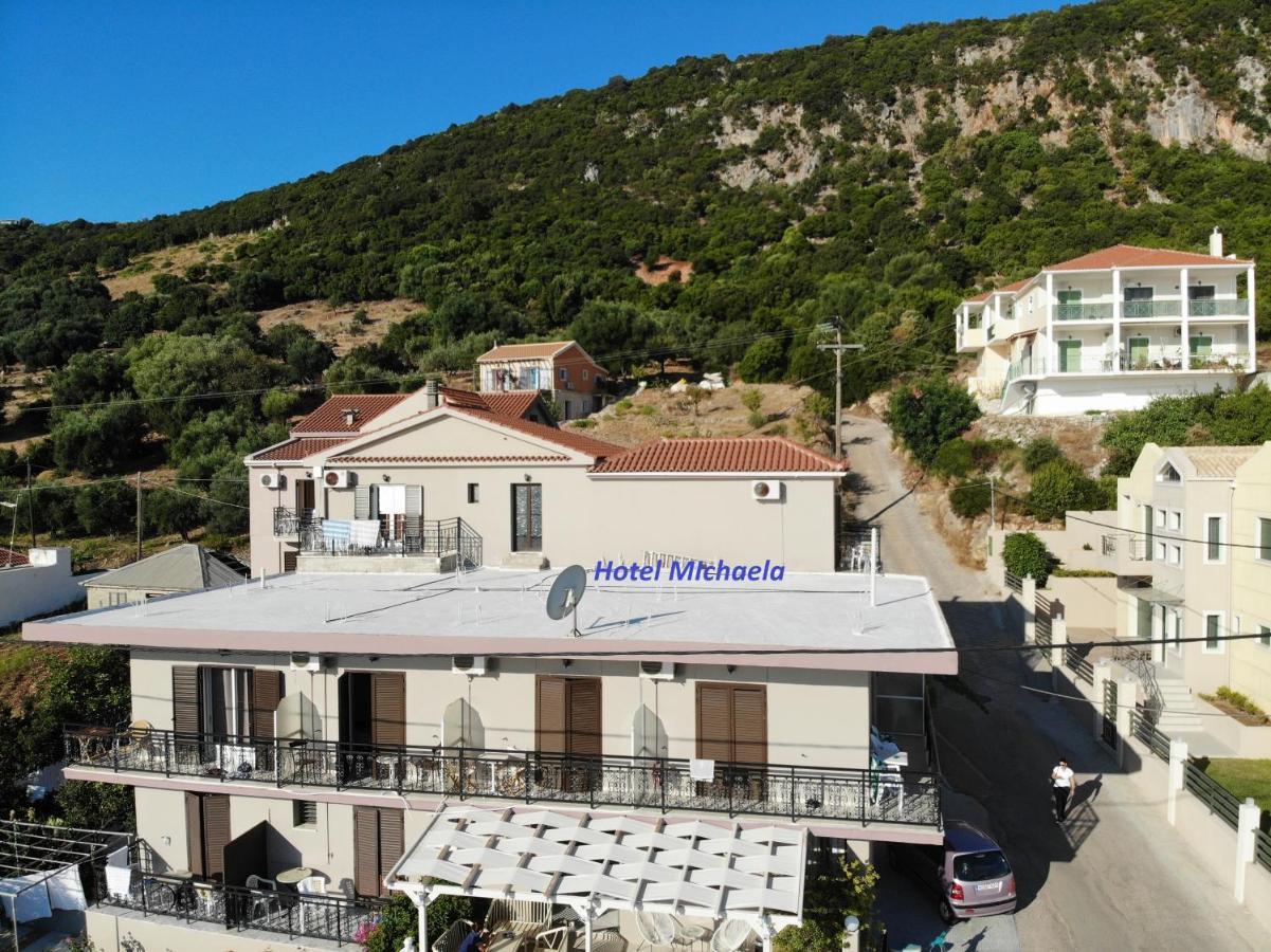 Michaela Hotel Poros  ภายนอก รูปภาพ