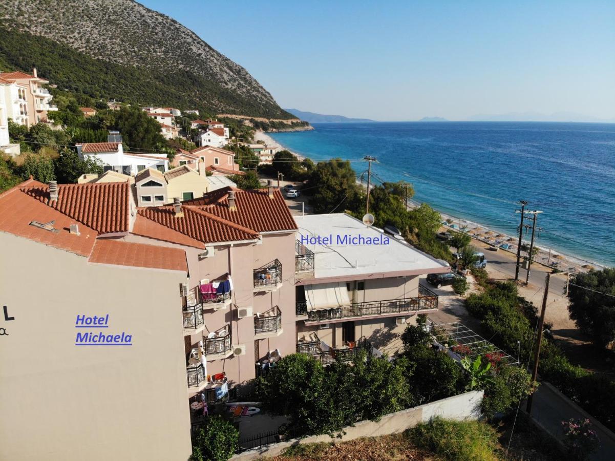 Michaela Hotel Poros  ภายนอก รูปภาพ