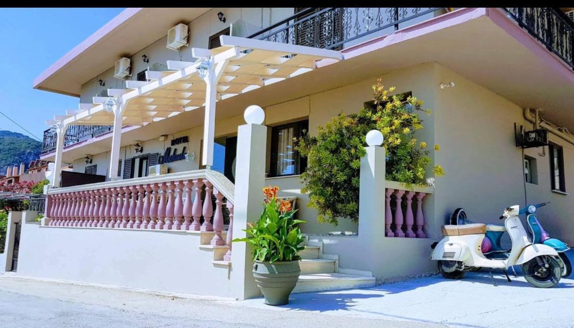 Michaela Hotel Poros  ภายนอก รูปภาพ