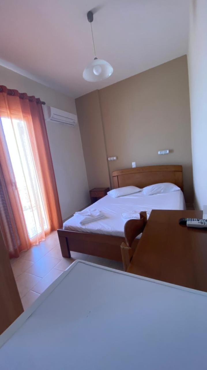 Michaela Hotel Poros  ภายนอก รูปภาพ