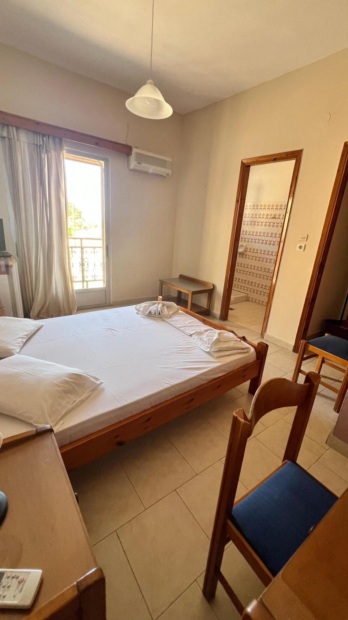 Michaela Hotel Poros  ภายนอก รูปภาพ