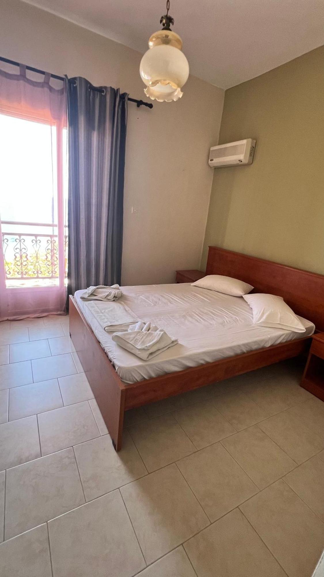 Michaela Hotel Poros  ภายนอก รูปภาพ