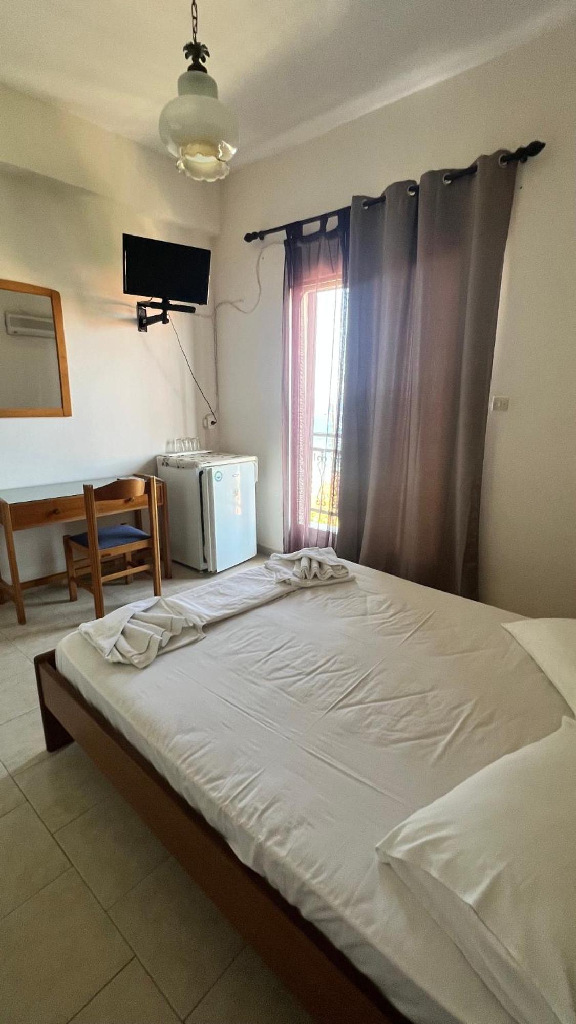 Michaela Hotel Poros  ภายนอก รูปภาพ