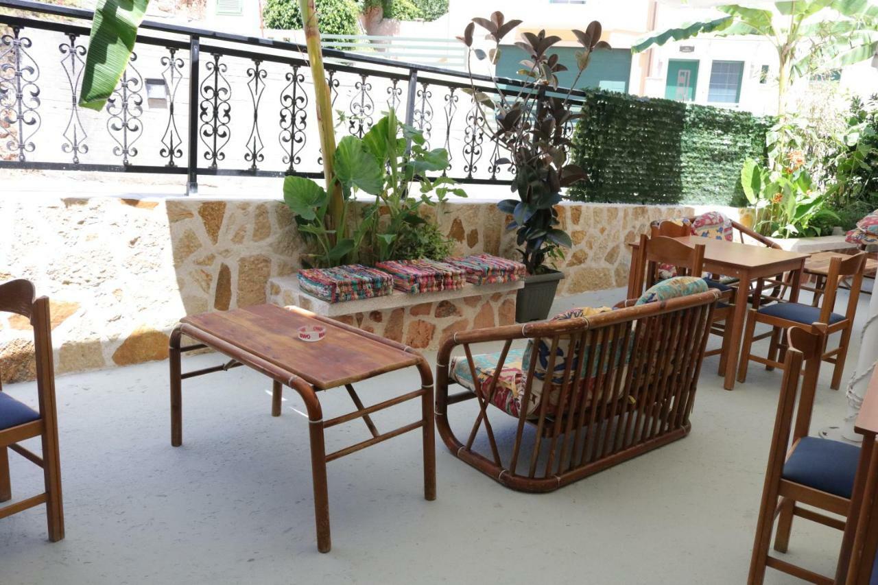 Michaela Hotel Poros  ภายนอก รูปภาพ