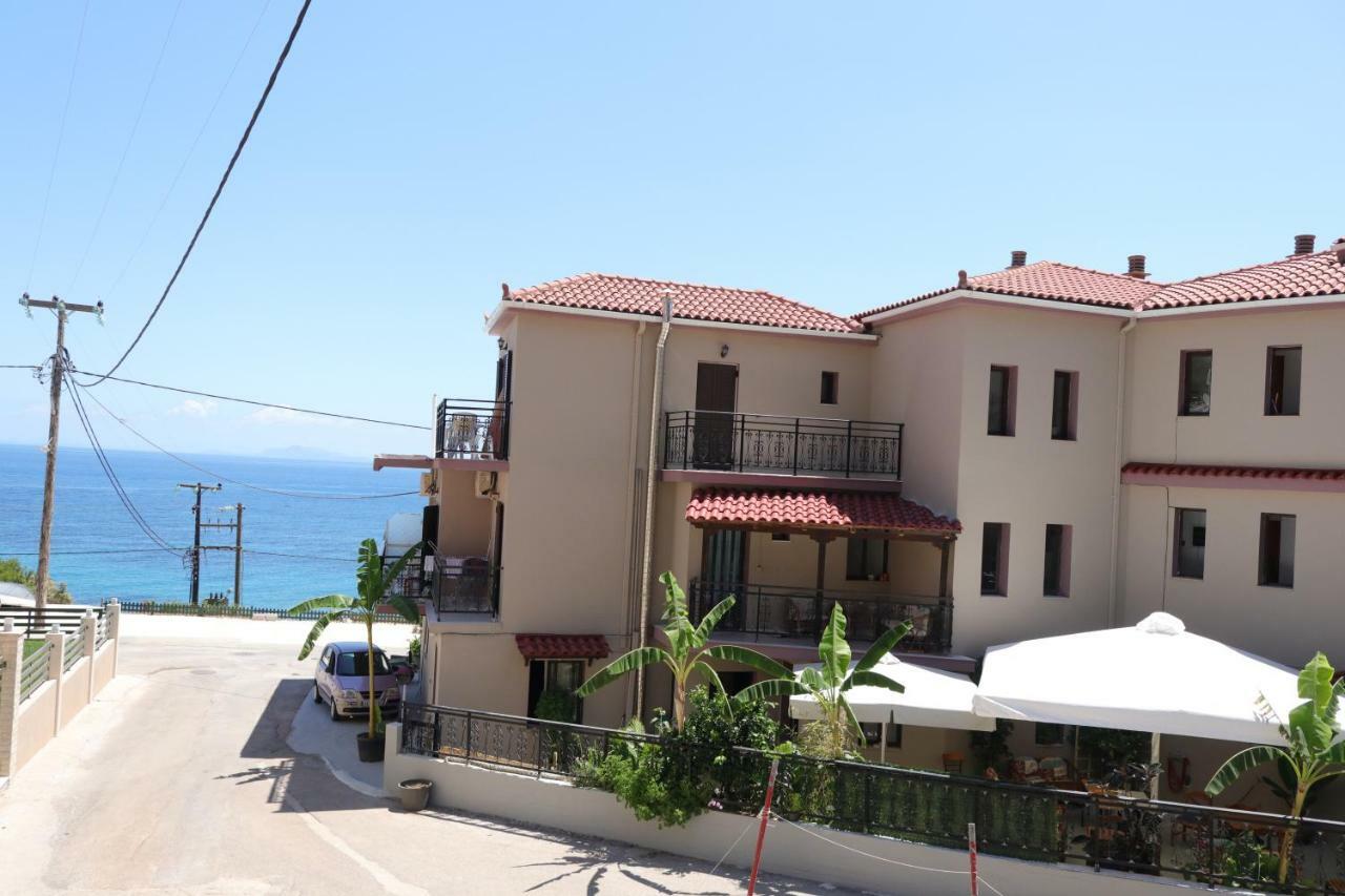 Michaela Hotel Poros  ภายนอก รูปภาพ